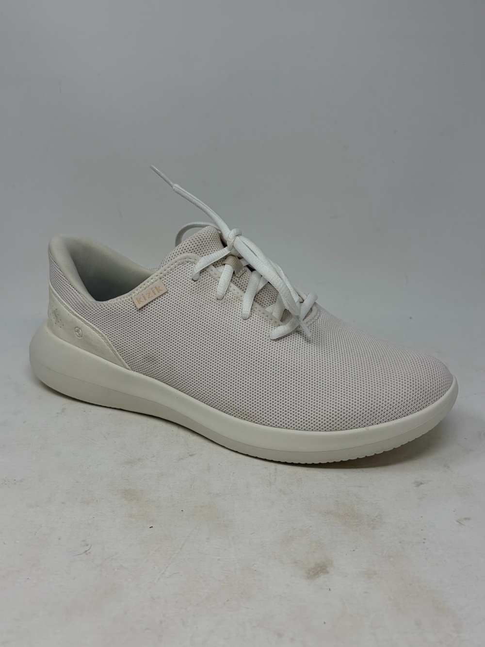 Kizik Madrid Sneakers Size 9.5 Men or 11 Women WIDE